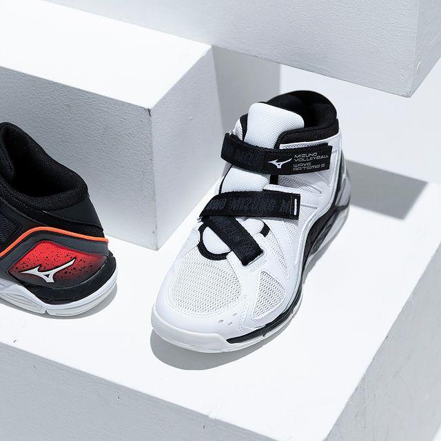 MIZUNO 送料無料 ミズノ バレーボールシューズ レディース MIZUNO 送料無料 ミズノ バレーボールシューズ レディース
