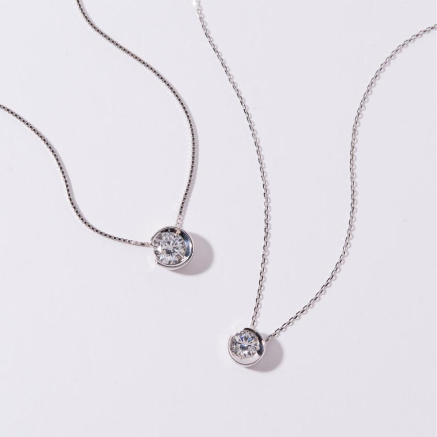 スワロフスキー　ネックレス　Moonsun ムーンサン　月　正規品　美品 スワロフスキー ネックレス MOONSUN 月 星 ゴールド 正規品 極美