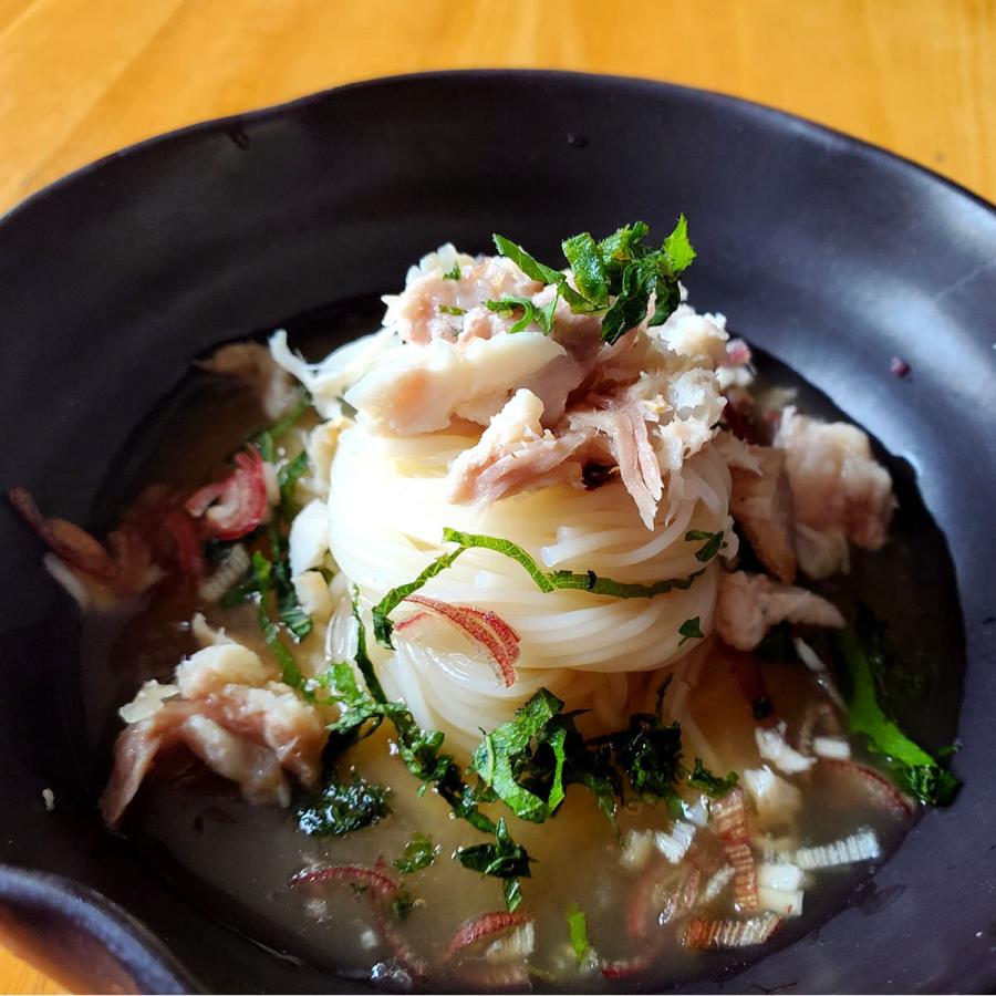 上質 ごほうび魚茶漬け 天然真鯛 3人前 国産 山陰浜坂産 添加物未使用 魚のアラからダシをとったスープ付き 冷や汁 そのまま吸い物として Www Acabonding Com