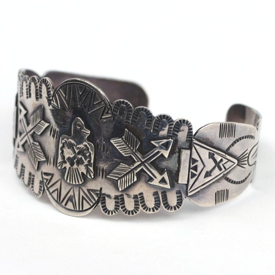 NAVAJO 1930's Vintage Fred Harvey Style Bangle #NB119 NAVAJO 1930's Vintage Fred Harvey Style Bangle #NB119