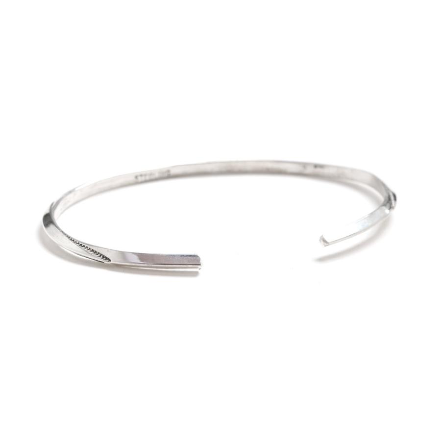 NAVAJO Benny Tahe(ベニー・タヘ) Triangle Bangle TypeB バングル