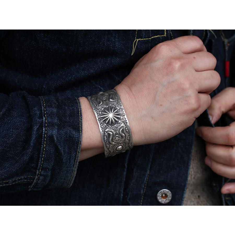 Vincent Platero ヴィンセント プラテロ Concho Bangle コンチョ