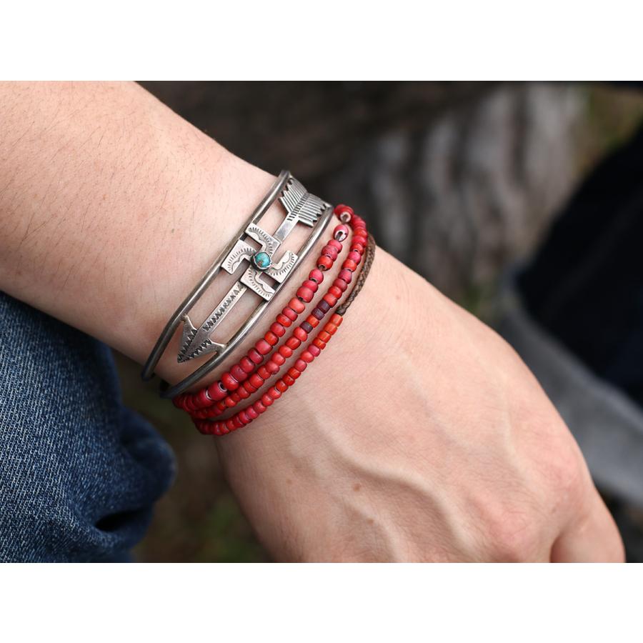 NAVAJO（ナバホ） 1930's Vintage 卍 ＆ Arrow Coin Silver Bangle
