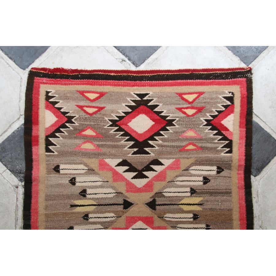 NAVAJO 1920〜30's ビンテージ ナバホラグ 105cm×66cm NAVAJO 1920〜30's ビンテージ ナバホラグ 105cm×66cm