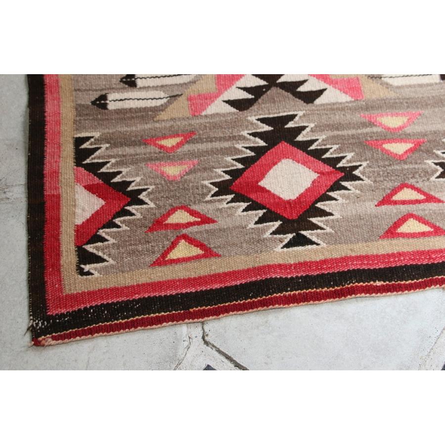 NAVAJO 1920〜30's ビンテージ ナバホラグ 105cm×66cm NAVAJO 1920〜30's ビンテージ ナバホラグ 105cm×66cm