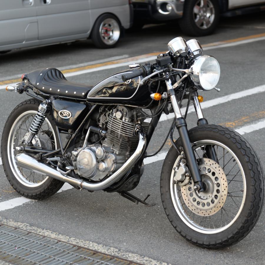Sr400 Sr500 カフェ シート バーチカル リベット 茶 黒 ブラウン ブラック カフェレーサー スタイル バイク スタッド シングル 2h6 1jr Rh01j 2j2 1jn ビッグワンyahoo 店 通販 Yahoo ショッピング