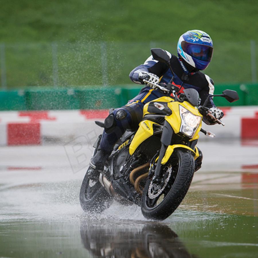 はむ ミシュラン パイロットロード4 前後セット 120/70ZR17 190/50ZR17