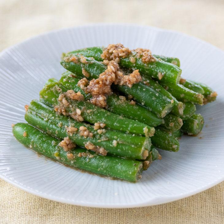 ファミラ レンジグリルパン 蒸し器プレート付き レシピブック付き レンジで焼き魚 電子レンジ調理器 焼き魚 ステーキ 焼き目 焼く 炊く レンジ 調理鍋 |  | 08