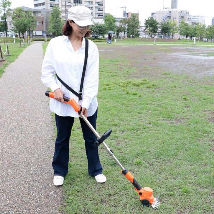 ファミラ 充電式コードレス生垣 草刈りバリカン 草刈機 刈払機 ヘッジトリマー 12点セットDX |  | 05