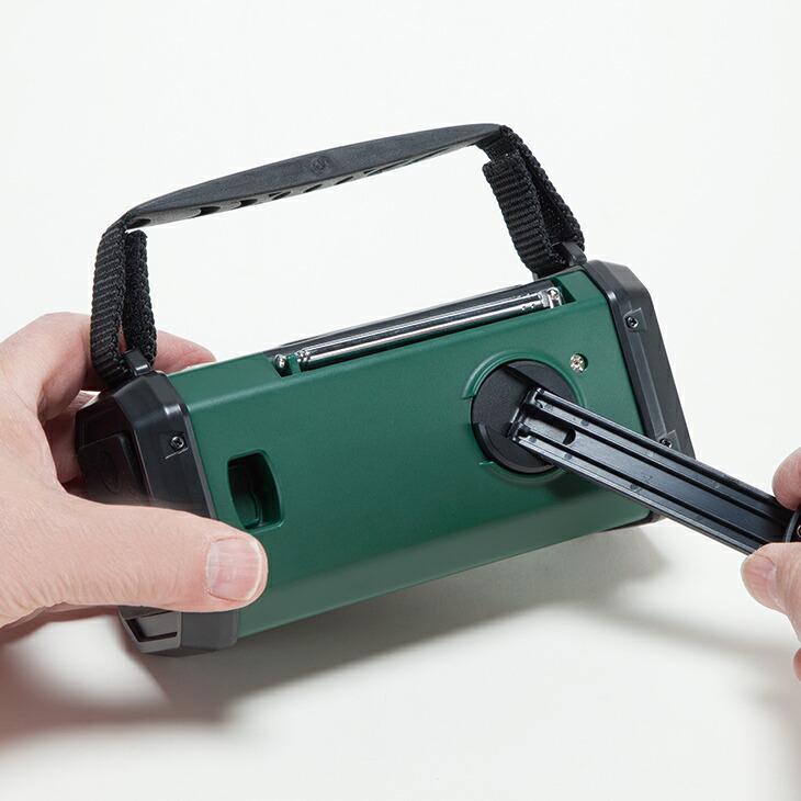 5WAY 大容量10000mAh 多機能 防災ラジオソーラー充電 USB充電 手回し充電 ポータブル電源 スマホ充電 手回しラジオ 防災グッズ ラジオライト 懐中電灯 |  | 06