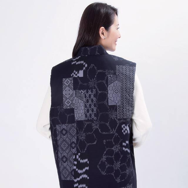 あったか裏キルト大島紬調ベスト |  | 01