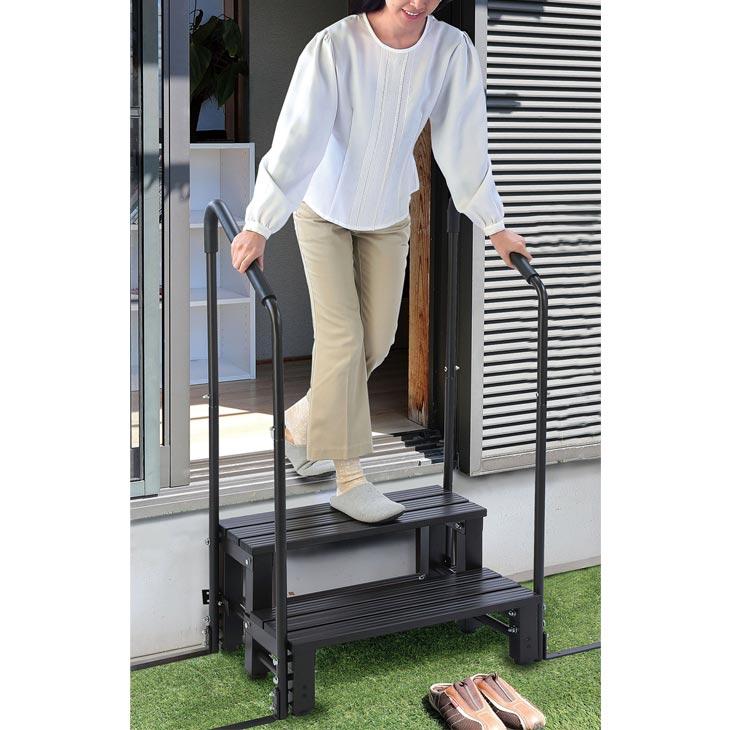 両手すり付きアルミステップ |  | 02