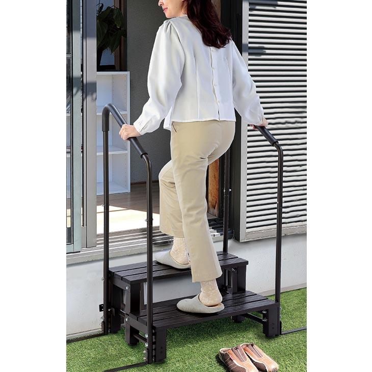 両手すり付きアルミステップ |  | 03