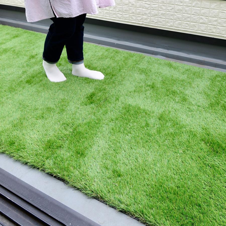 【新品・未使用】　人工芝 3層構造 リアル人工芝 100cmx500cm 敷くだけ 草が生えにくい構造 雑考