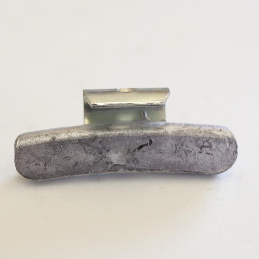 ヤマテ金属　バランスウエイト　YT5　45ｇ　入数100個　打ち込みウエイト　アルミホイール用 |  | 03