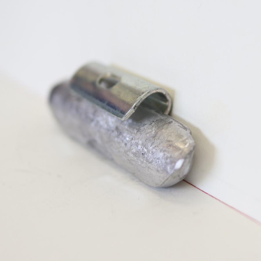 ヤマテ金属　バランスウエイト　Y2　50ｇ　入数100個　打ち込みウエイト　スチールホイル用 |  | 05