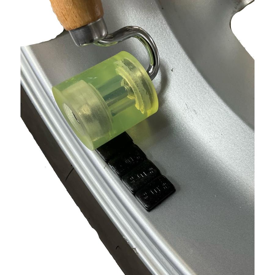 ホイールバランサー  バランスウエイト 貼り付け ロールウエイト 5kg 5g刻み 鉄製 海外自動車メーカー採用品 タイヤ ホイール 自動車用  重りバランス調整 |  | 15