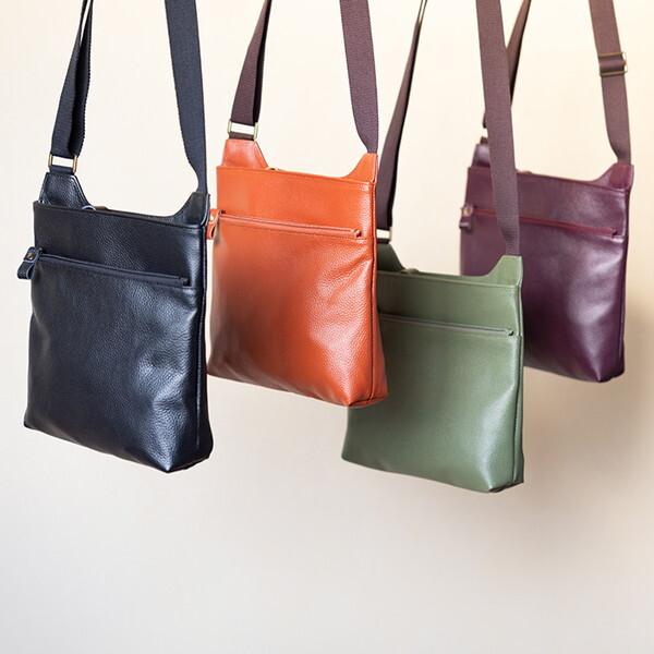 豊岡工房 軽量牛革ボディショルダー パープル 438313 小田清 小田清 豊岡工房 軽量牛革ボディショルダー パープル 438313 : MAXZEN