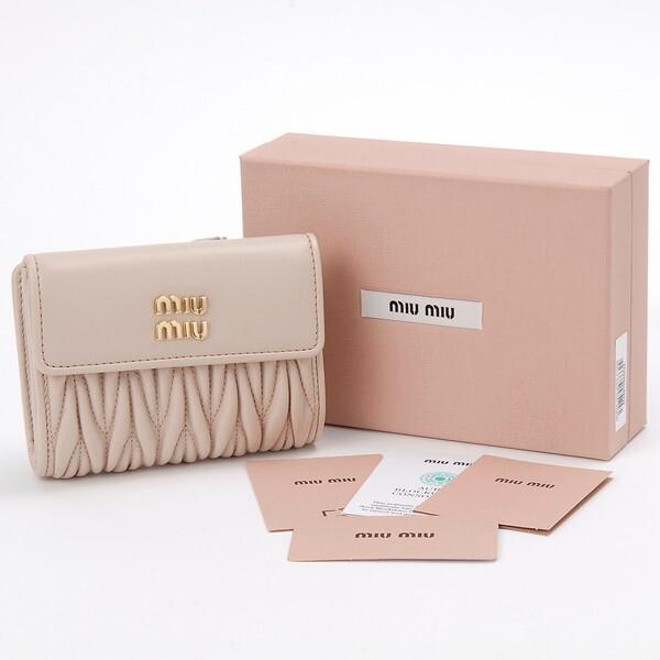 miu MIU ミュウミュウ 二つ折り財布 ピンク 5ML002 2FPP F0236 miu MIU ミュウミュウ 二つ折り財布 ピンク 5ML002 2FPP F0236