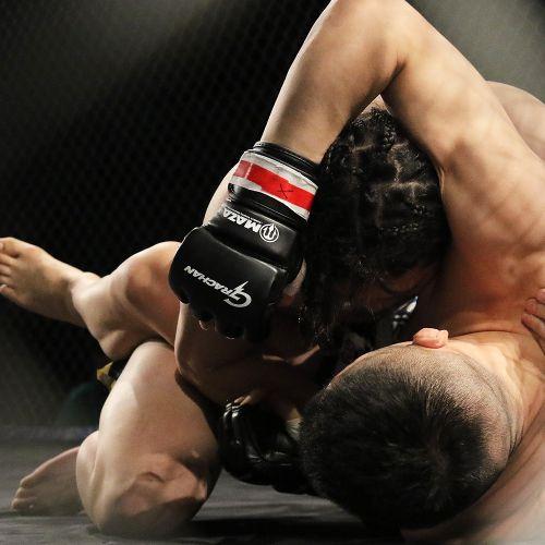 MAZA［マザ］ GRACHAN 公式 MMA プロ ファイトグローブ Ver.2 （黒）／ Pro Fight Gloves - オープンフィンガーグローブの画像