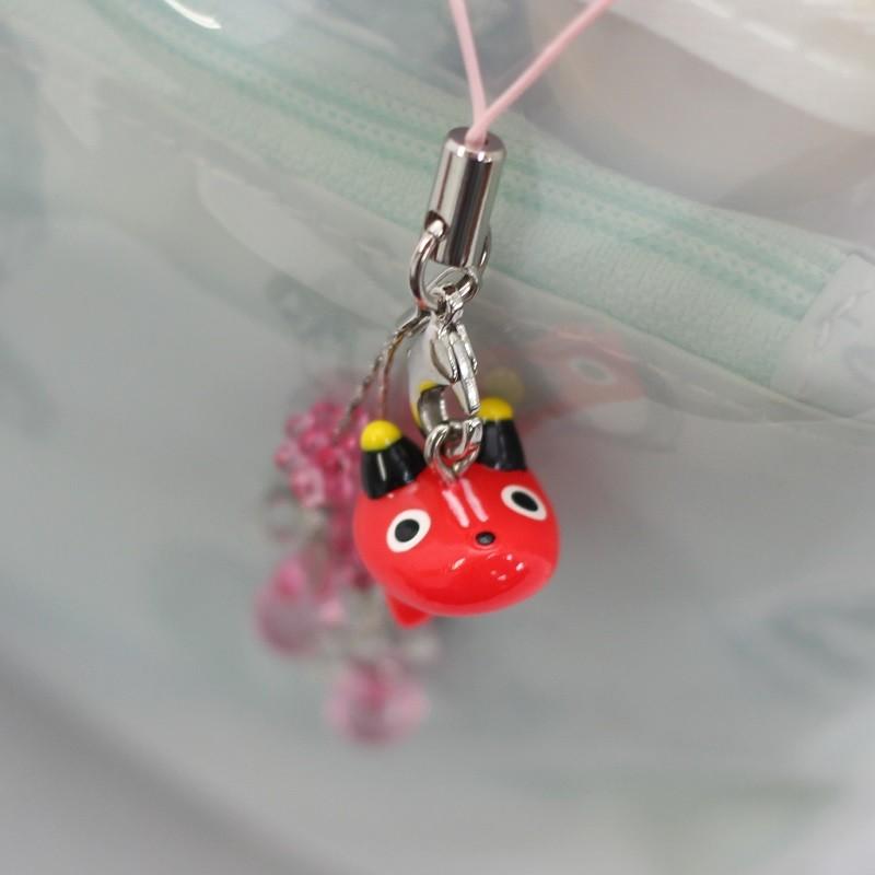 リボンとクリアピンクのデコレーションが一際目を引く♪ 赤べこペアリボンストラップ ・ピンク 赤ベコ｜mazassekorasse｜02