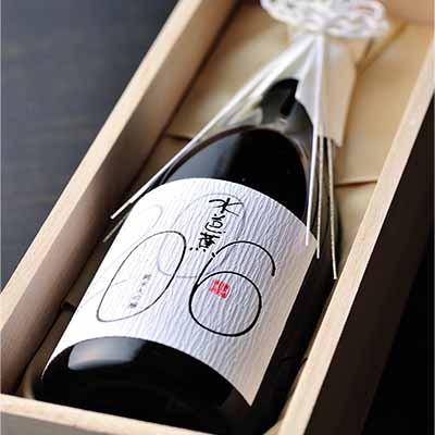 永井酒造 群馬の酒 水芭蕉 Vintage 2006 純米大吟醸　プレミアタイプ　( シリアルナンバー入)　720ml(木箱入り)