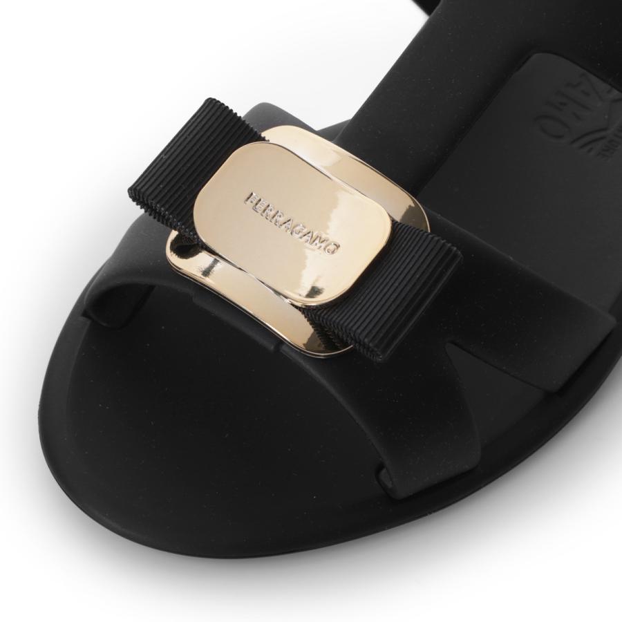 FERRAGAMO（フェラガモ） サンダル NEW VARA PLATE STRAPPY SLIDE