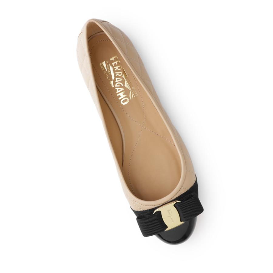 FERRAGAMO フェラガモ パンプス VARINA QUILTED バレリーナシューズ