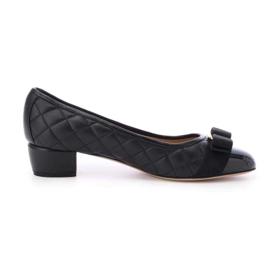 フェラガモ FERRAGAMO パンプス QUILTED VARA PUMP ヴァラ ブラック レディース vara-q-01m832-672114-neroの画像