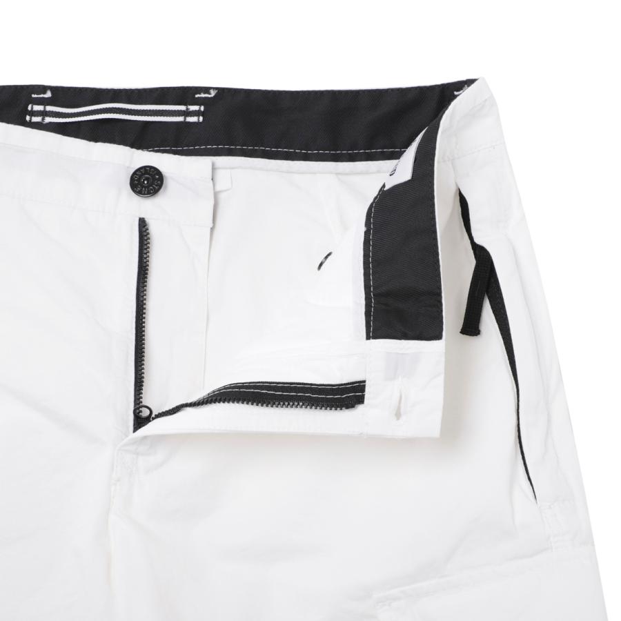 STONE ISLAND（ストーン アイランド） ハーフパンツ L11WA 