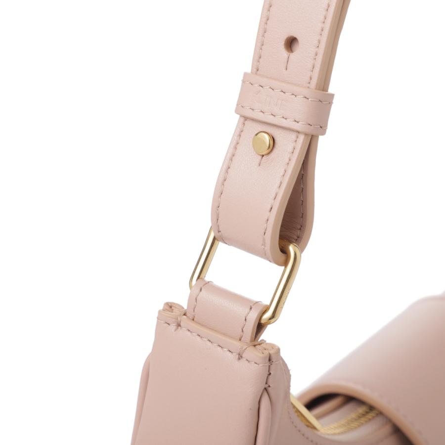 CELINE（セリーヌ） ハンドバッグ MEDIUM AVA TRIOMPHE ピンク