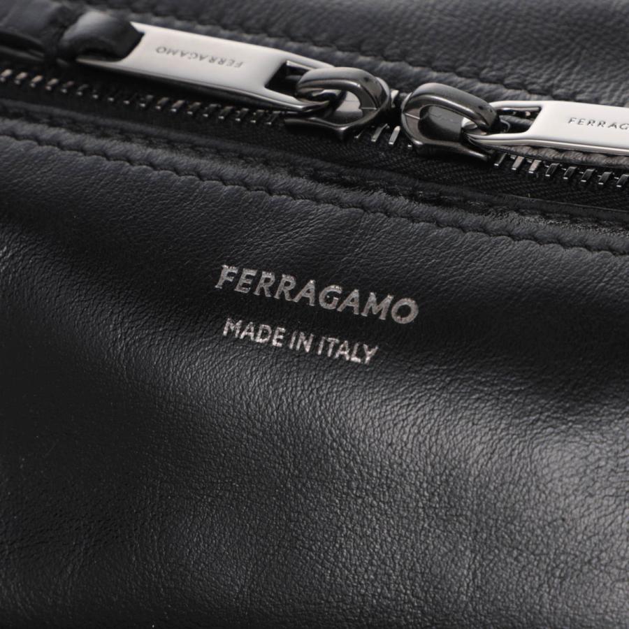 FERRAGAMO（フェラガモ） ハンドバッグ 3WAY MULTIPOCKET BOWLING BAG