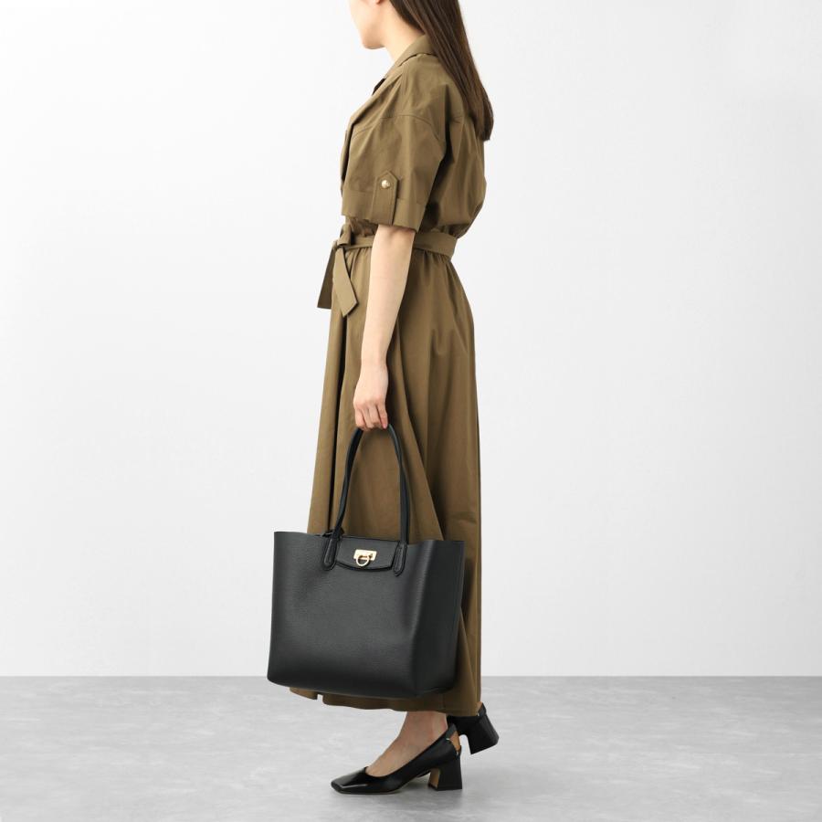 FERRAGAMO フェラガモ (Salvatore Ferragamo) トートバッグ