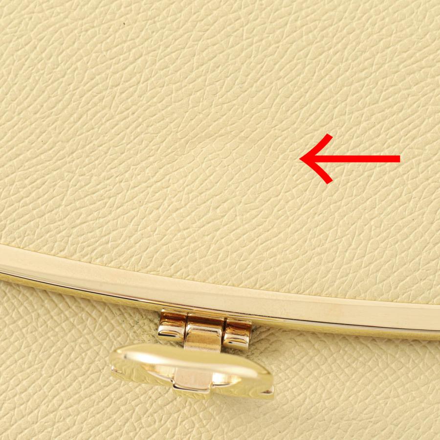 フェラガモ　長財布　イエロー FERRAGAMO（フェラガモ） 長財布 小銭入れ付き イエロー レディース