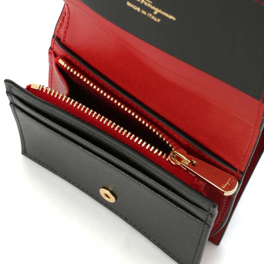 FERRAGAMO（フェラガモ） FERRAGAMO 2つ折り財布 小銭入れ付き