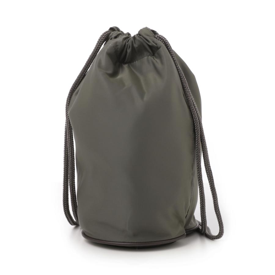 極美品♪ サカイ デザイン　カゴバッグ　ショルダー sacai** サカイ 3WAYかごバッグ ストラップ付き (sacai