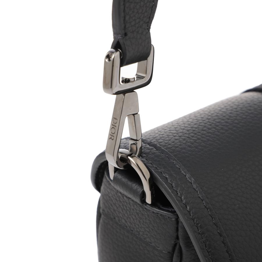 Dior ショルダーバッグ ネイビー ホワイト 状態が悪い　下部分割れ Dior ショルダーバッグ ネイビー ホワイト 状態が悪い 下部分