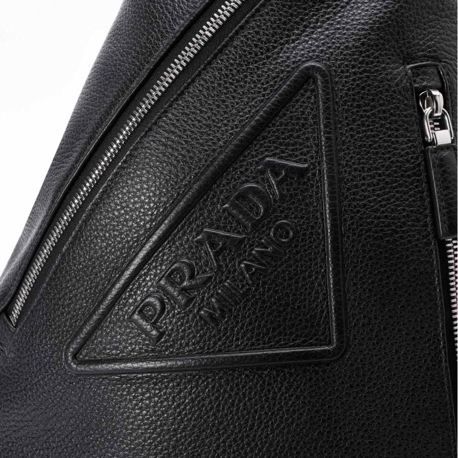 PRADA プラダ クロスボディバッグ スリングバッグ ブラック PRADA プラダ クロスボディバッグ スリングバッグ ブラック