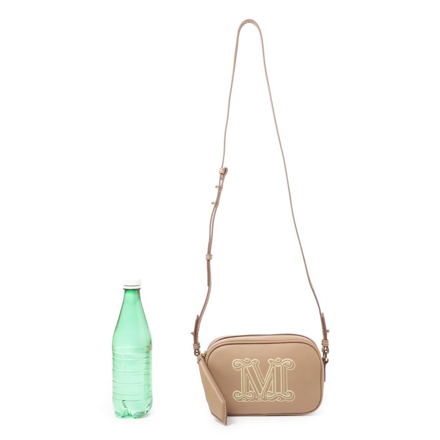 新品 Max Mara マックスマーラ ELSA エルサ ショルダーバッグ マックスマーラのバッグに注目！】表紙のななめ掛けは＜エルサ＞ | VERY