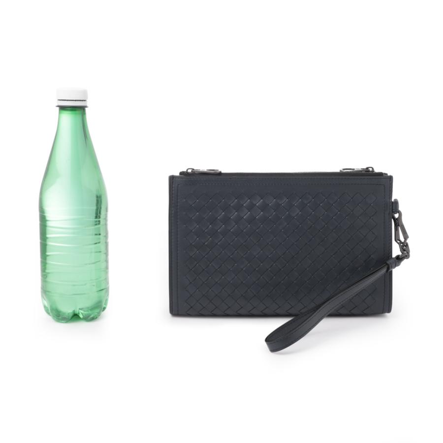 BOTTEGA VENETA（ボッテガ・ヴェネタ） クラッチバッグ LEGGERO
