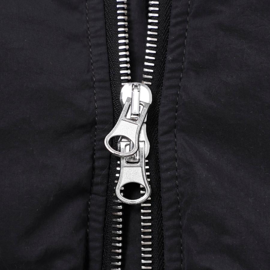 エムエム 6 メゾンマルジェラ MM6 Maison Margiela ダウンベスト