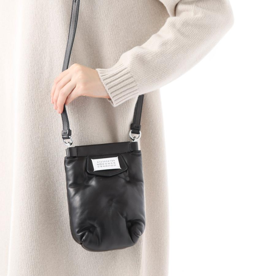 メゾンマルジェラ Maison Margiela ショルダーバッグ GLAM SLAM グラムスラム クロスボディバッグ ブラック レディース  s56ui0224-p4300-t8013 :56ui0224-4300-8013:モダンブルーYahoo!店 - 通販 - Yahoo!ショッピング