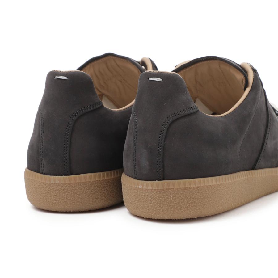 Maison Margiela（メゾンマルジェラ） スニーカー REPLICA 大きい