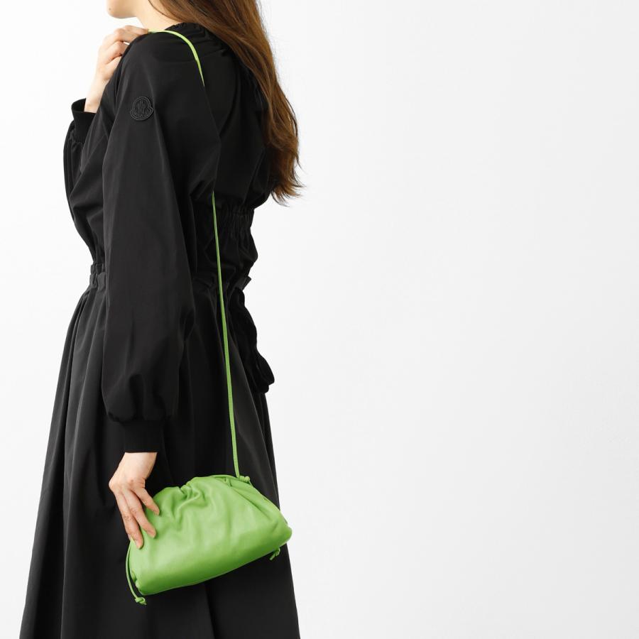 Bottega Veneta グリーン クラッチバッグ BOTTEGA VENETA（ボッテガ・ヴェネタ） クラッチバッグ MINI THE POUCH