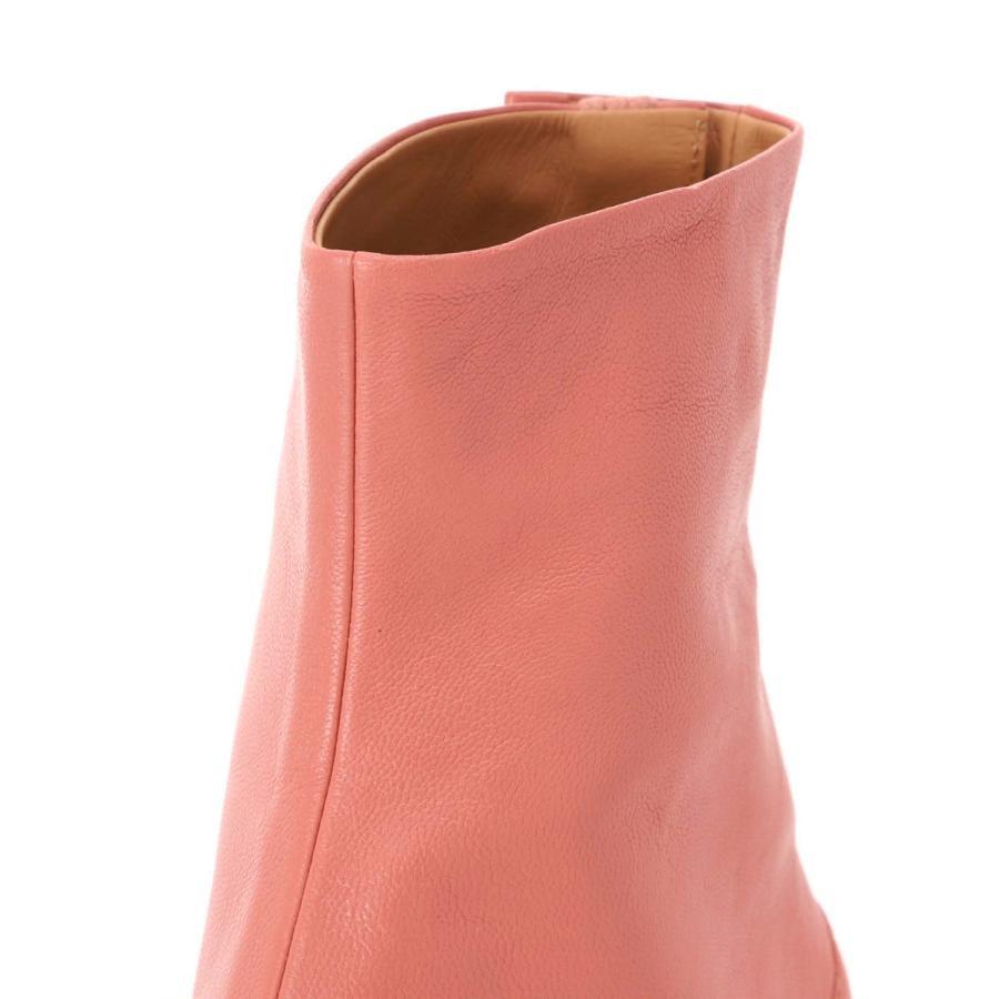 Maison Margiela（メゾンマルジェラ） ブーツ TABI ピンク レディース