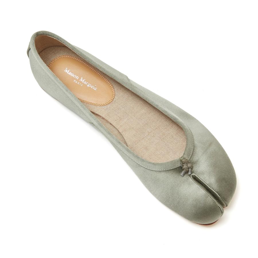 Maison Margiela (メゾンマルジェラ) タビ スウェード　グレー Maison Margiela (メゾンマルジェラ) タビ スウェード グレー