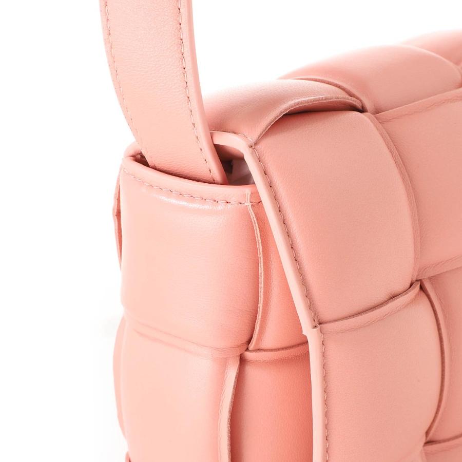 BOTTEGA VENETA（ボッテガ・ヴェネタ） ショルダーバッグ PADDED