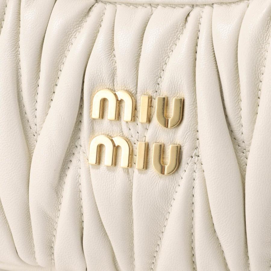 MIU MIU ホワイト ショルダーバッグ miu ミュウミュウ ミニショルダーバッグ 2WAY WANDER MATELASSE