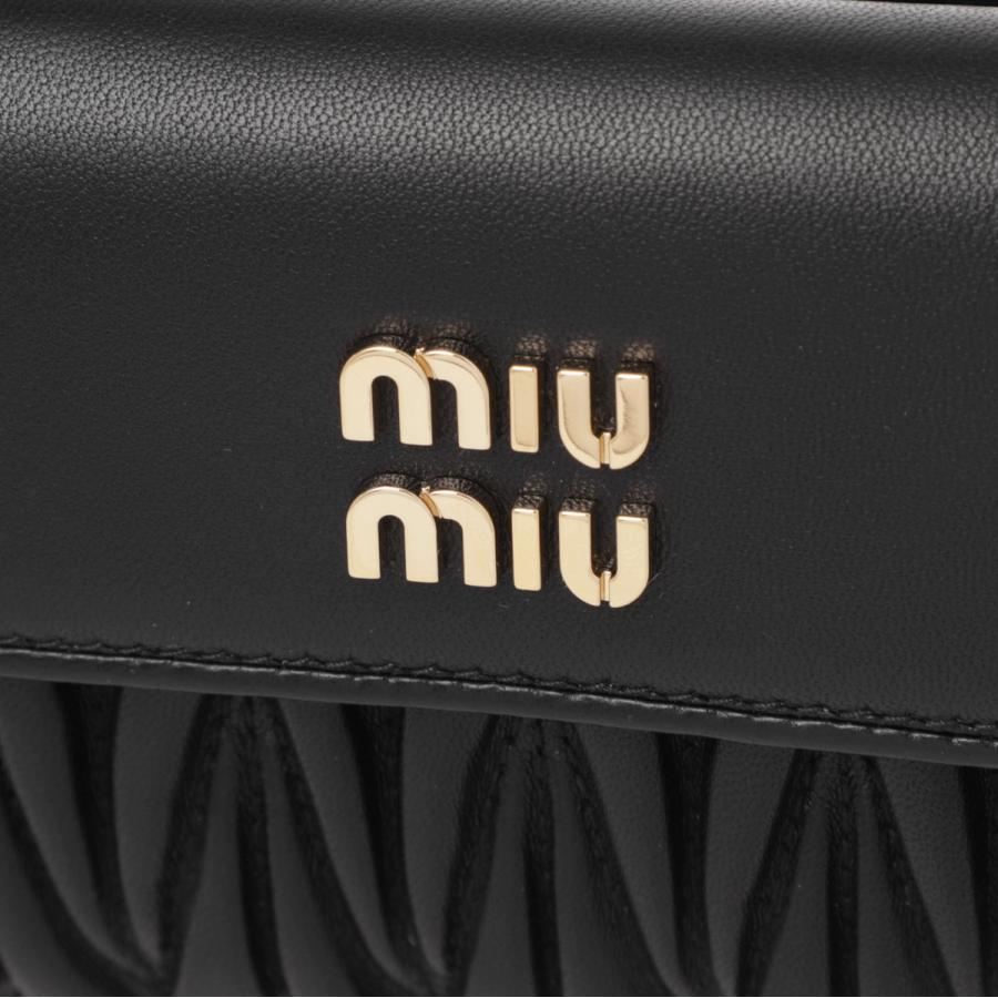 miu miu（ミュウミュウ） miu miu 2つ折り財布 小銭入れ付き MATELASSE