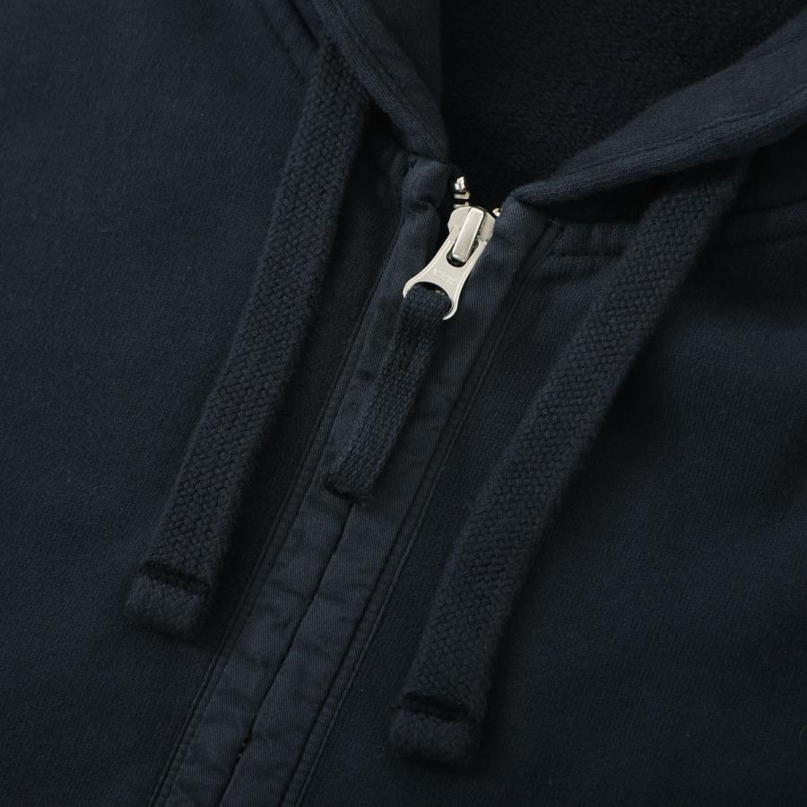 STONE ISLAND（ストーン アイランド） ジップアップパーカ 6100067
